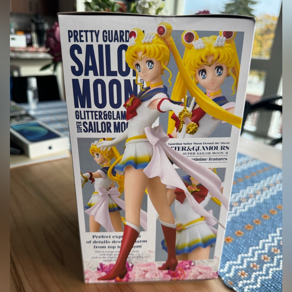 Sailor Moon Super Glitter and Glamours Figure - Picture 2 of 4